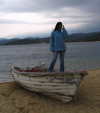 Barca la malul Egeei