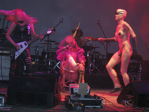 Peaches at Sziget